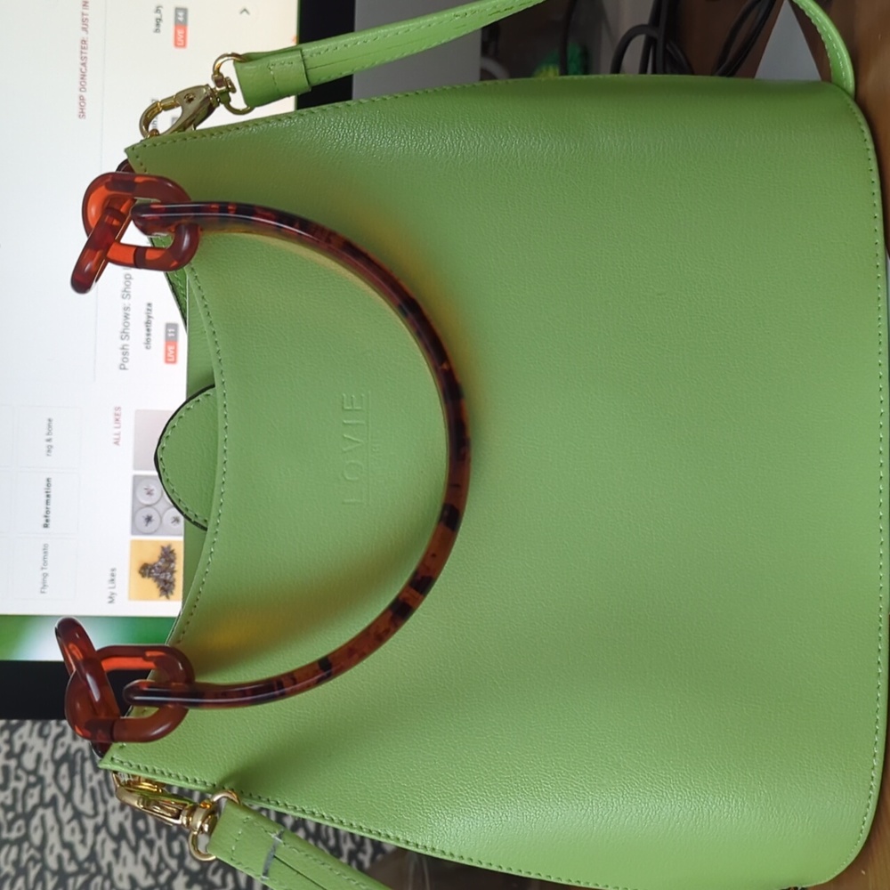 LOVIE GREEN APPLE BAG WITH HANDLE AND STRAP